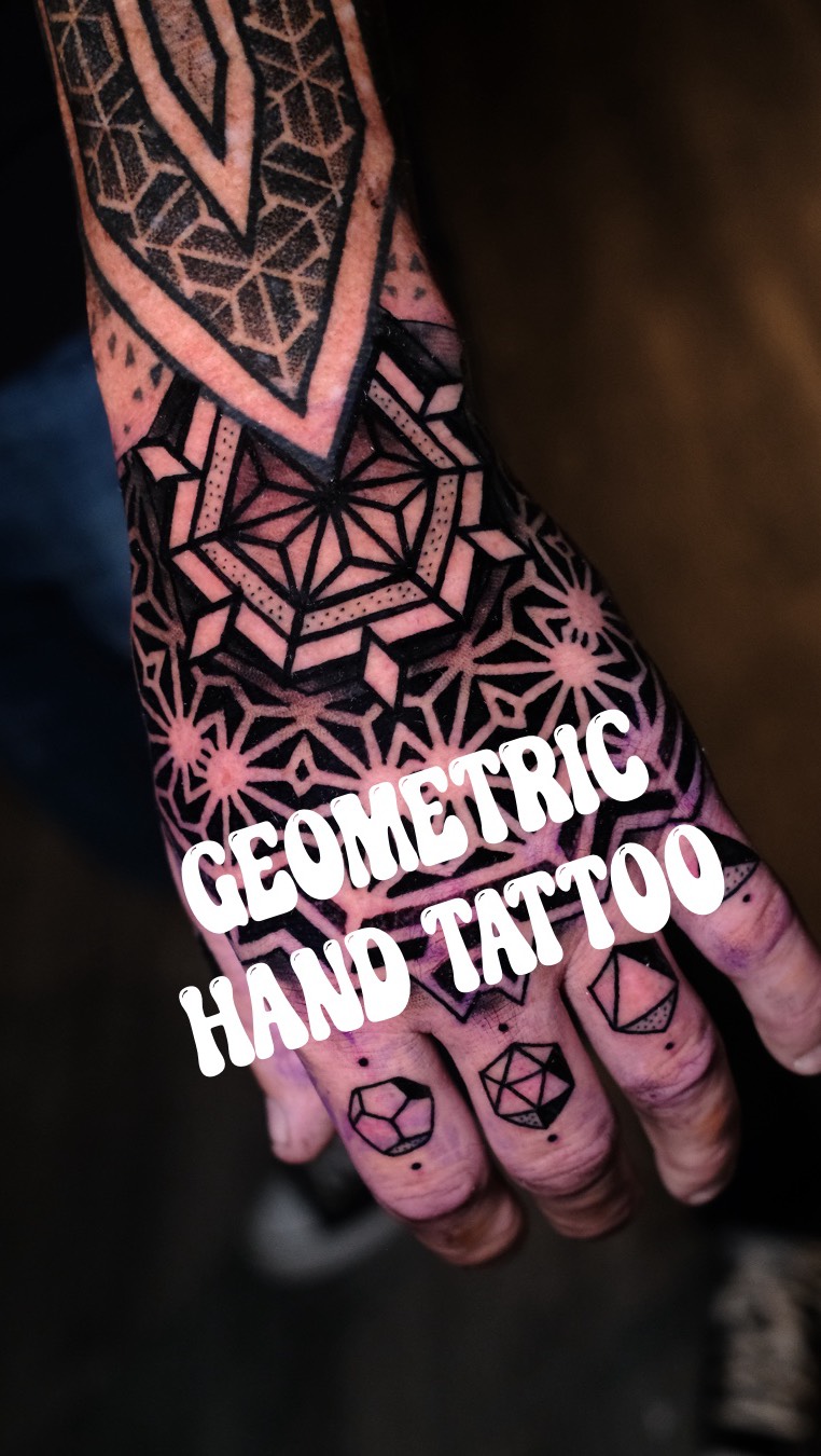 Geometric tattoo by Raúl Wesche
