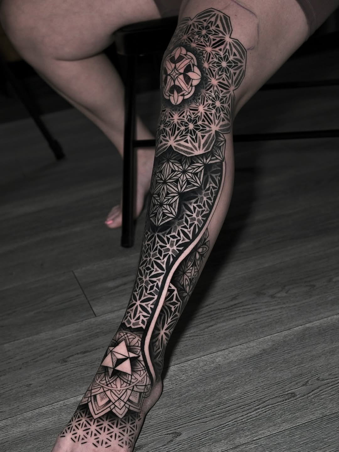 Geometric tattoo by Raúl Wesche